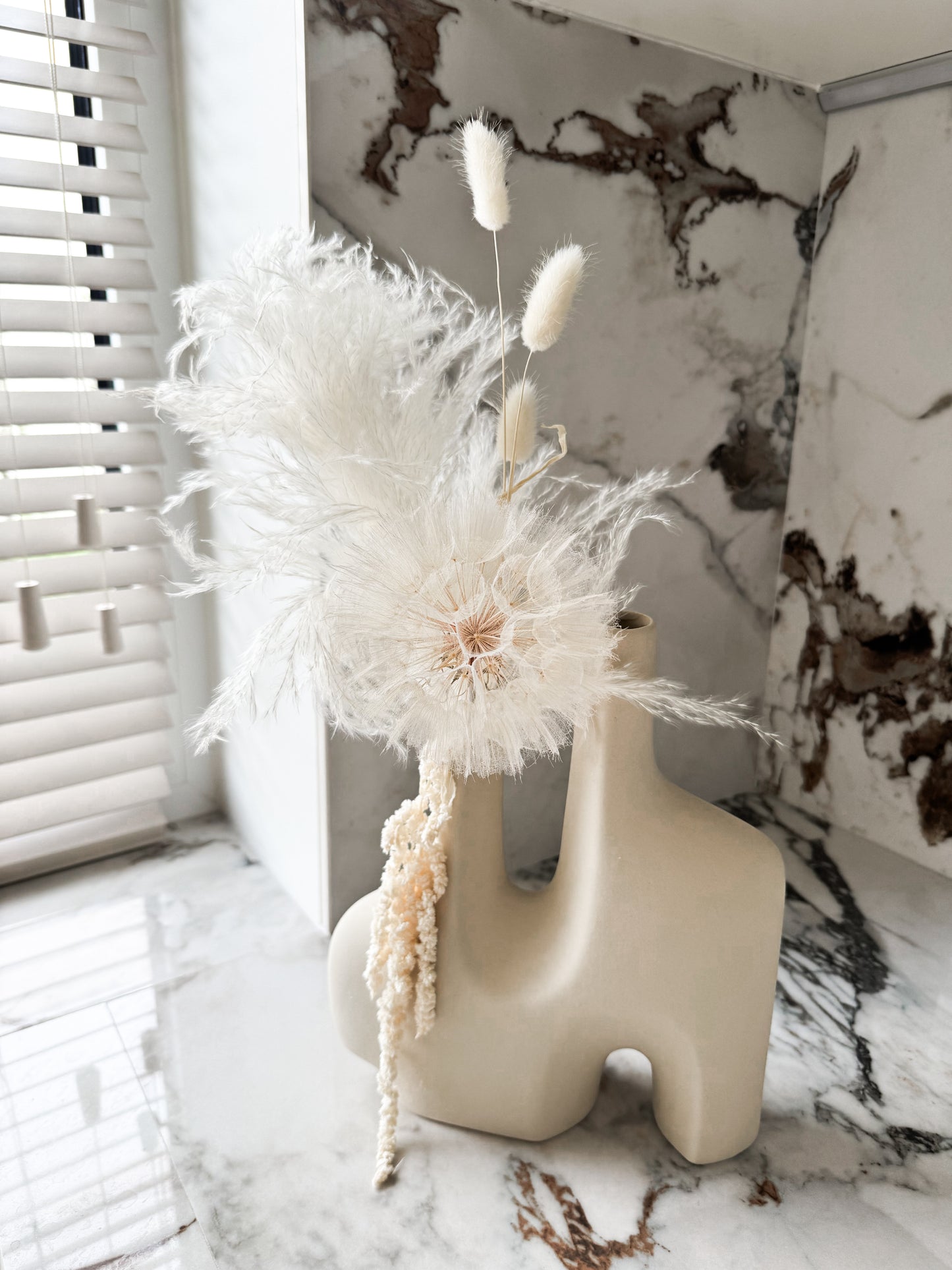 Puokštė Make a Wish Kartu Su Vaza