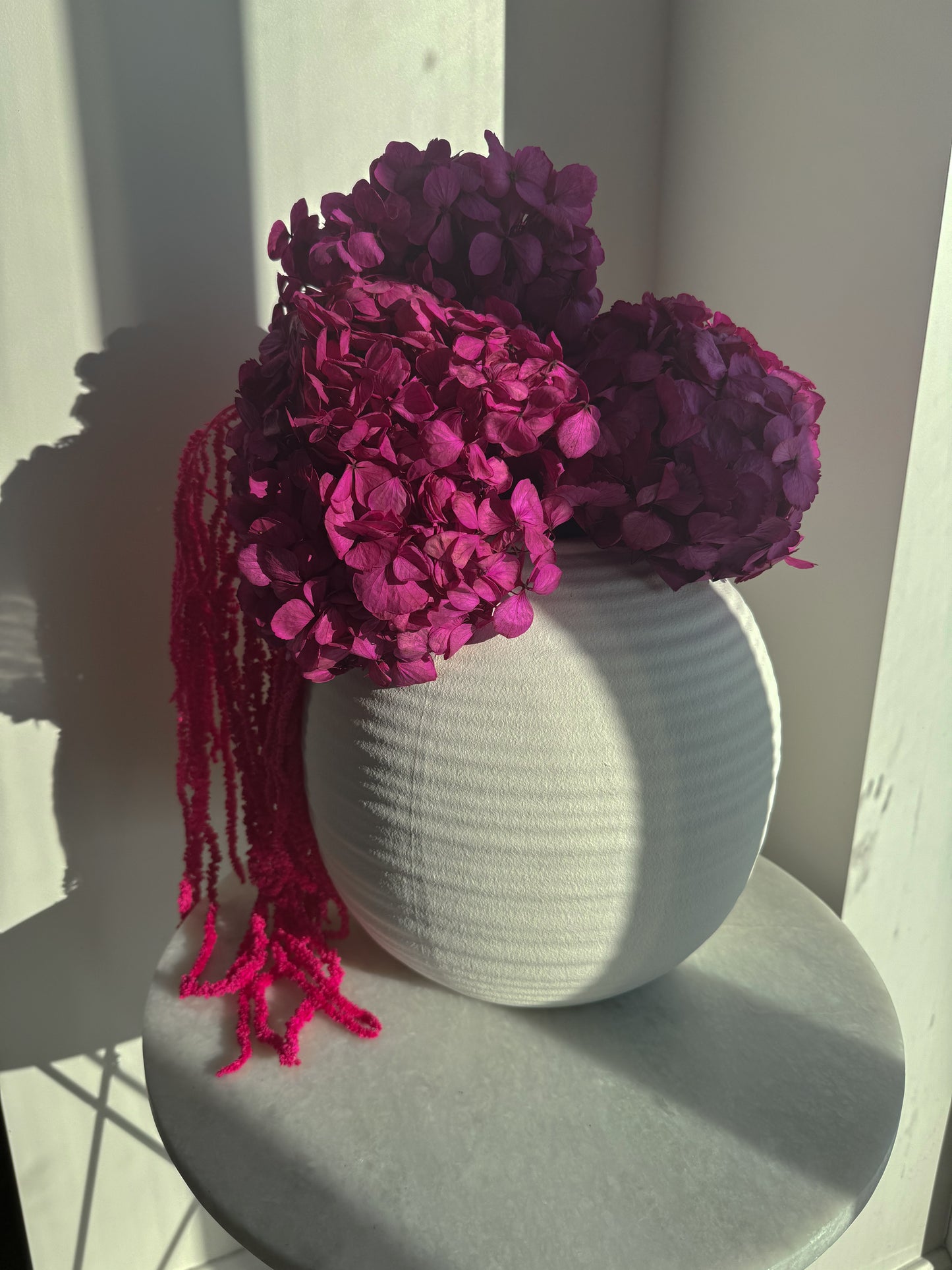 Puokštė Soft Bloom Su Vaza