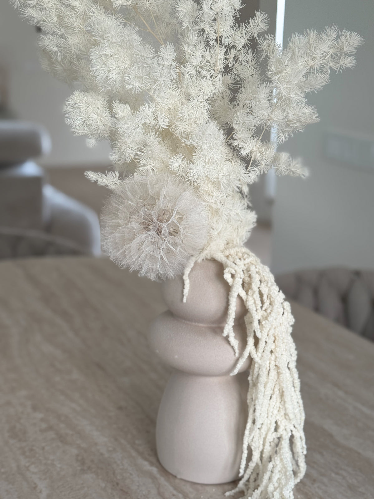 Puokštė Ivory Cloud