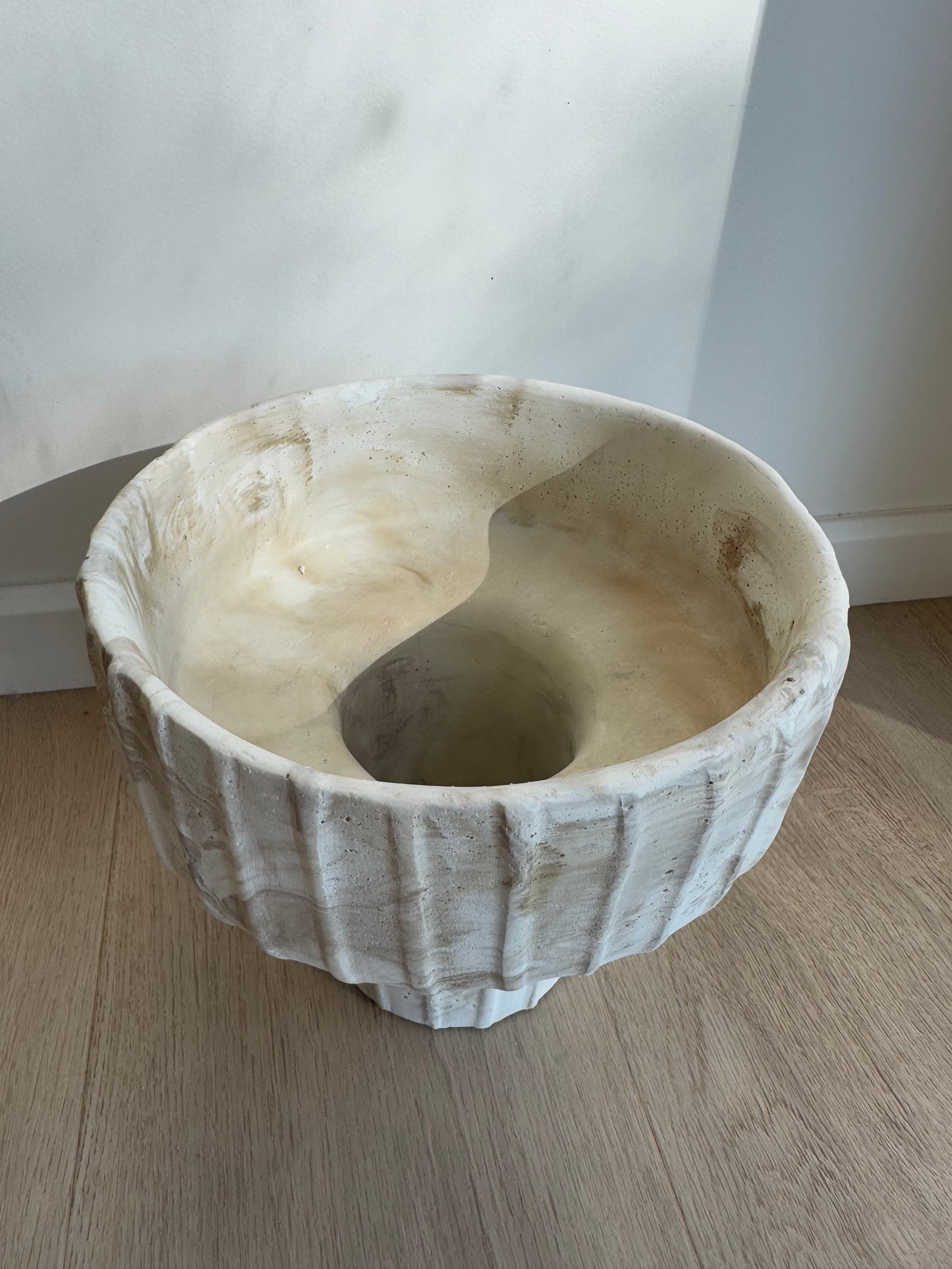 Skulptūrinė Vaza